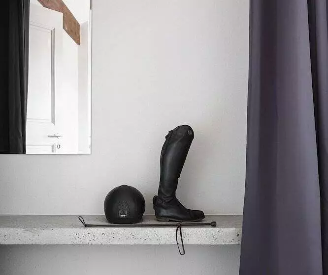 ユースホステル Scuderia La Colombera