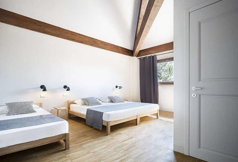 ユースホステル Scuderia La Colombera