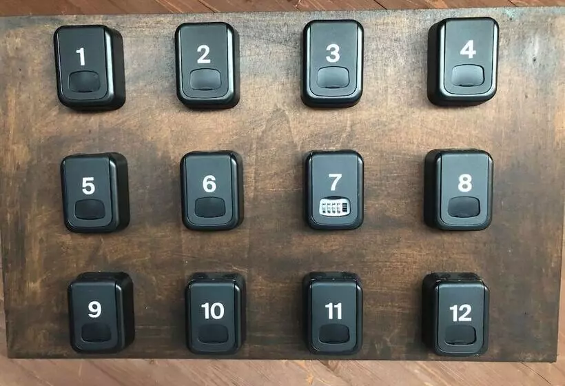 ユースホステル Scuderia La Colombera