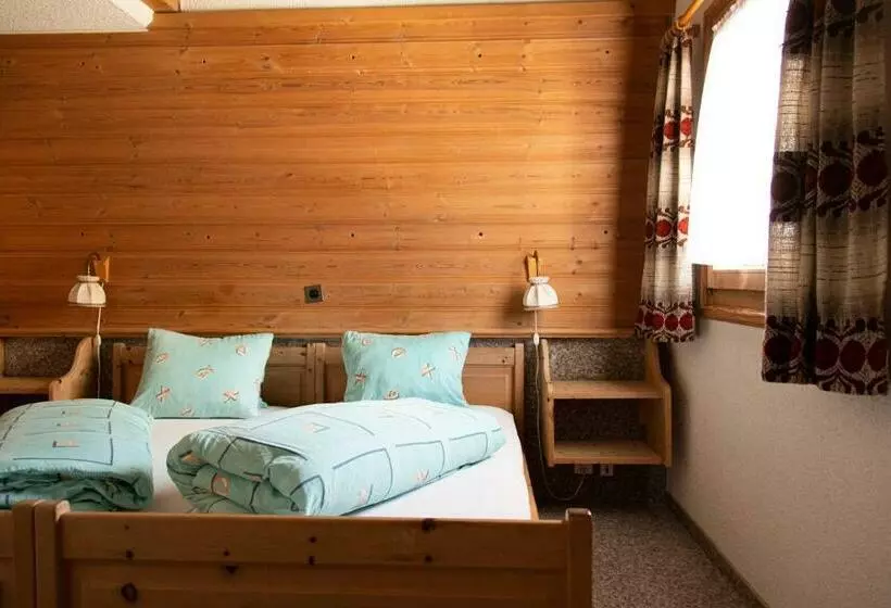 Aamiaismajoitus (B&B) Alpina Hotel Apartments