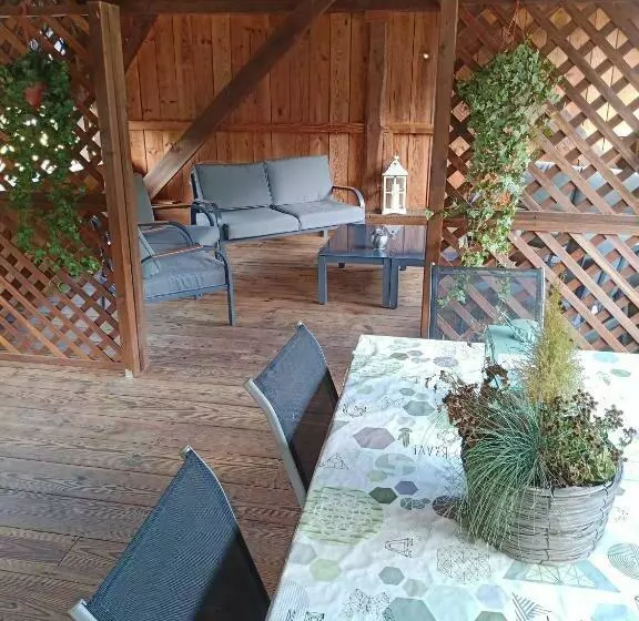 ベッドアンドブレックファースト L Hacienda