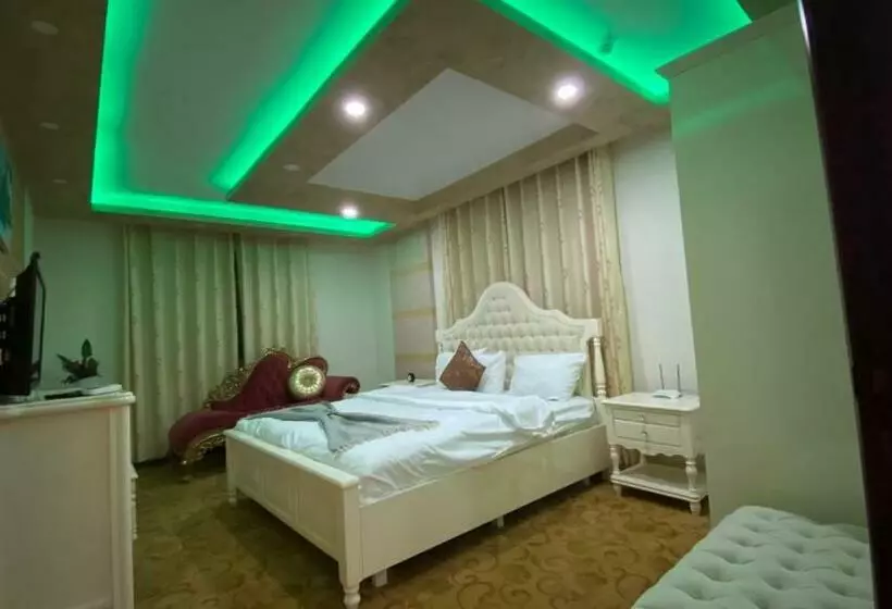 هتل Golden Rose