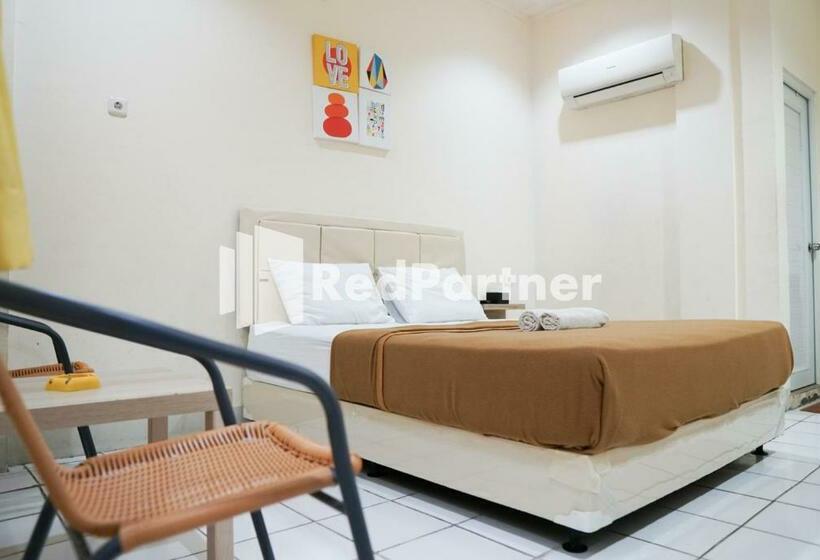 Senyaman Hotel Redpartner