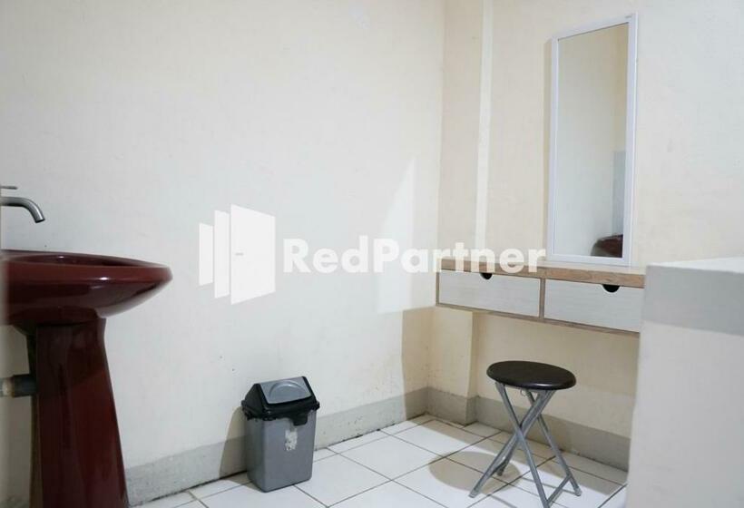 Senyaman Hotel Redpartner