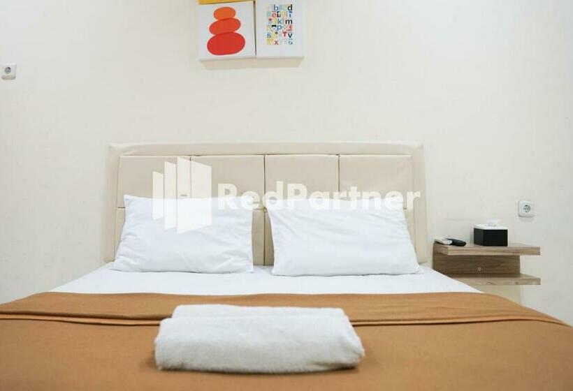 Senyaman Hotel Redpartner