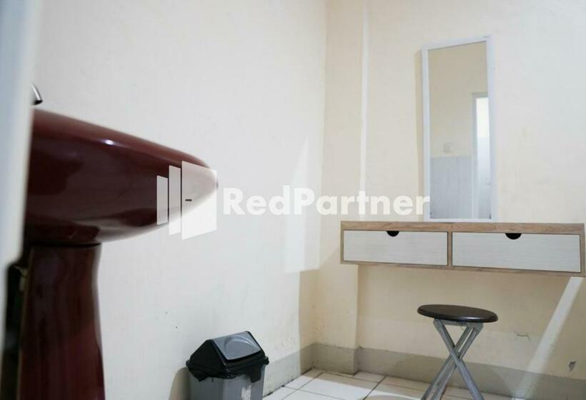 Senyaman Hotel Redpartner