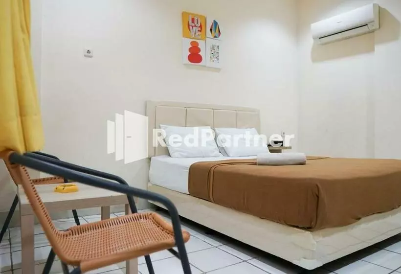 Senyaman Hotel Redpartner