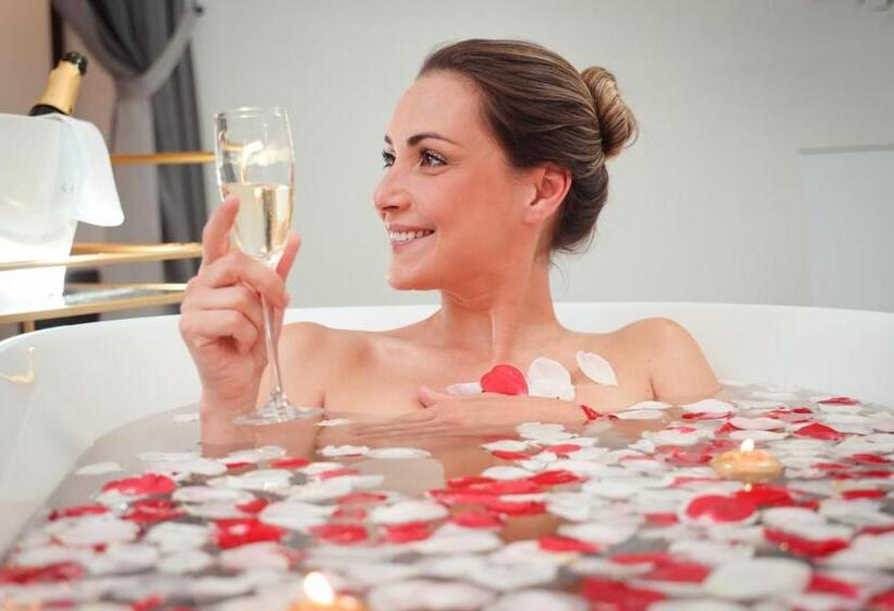 호텔 Salmanha Residence