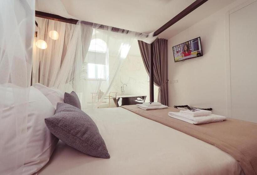 호텔 Salmanha Residence