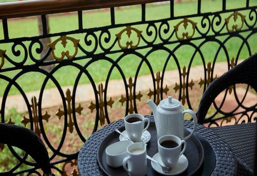 Sea Queen Beach Resort & Spa