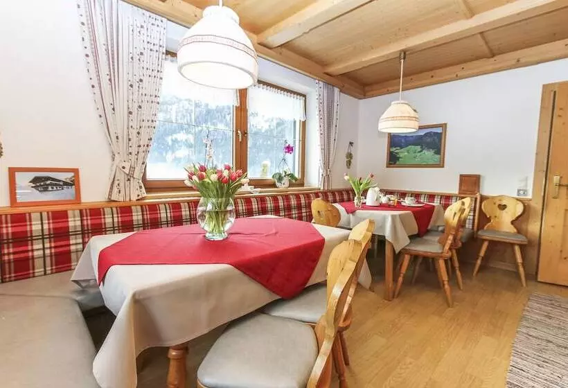 ベッドアンドブレックファースト Schneiderbauer