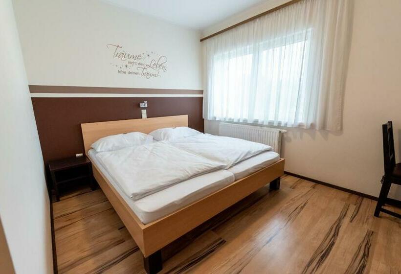 住宿加早餐  Gästehaus Moser