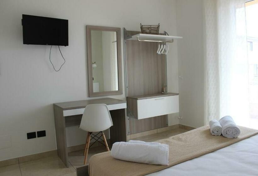 住宿加早餐  La Rinella