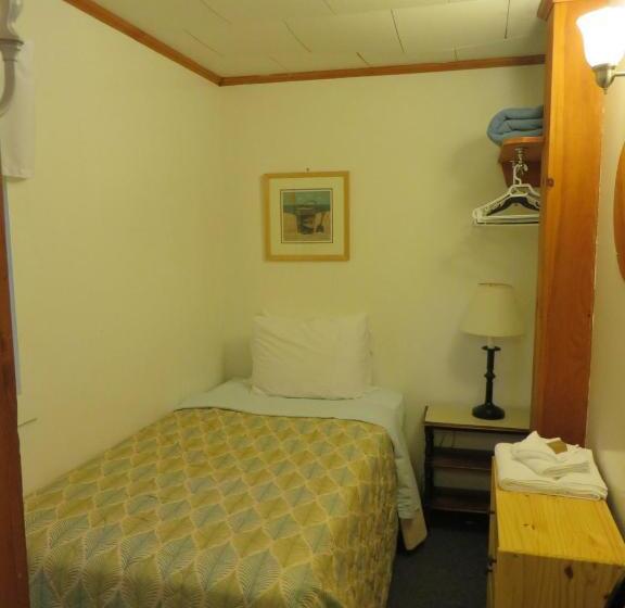 فندق Elmwood Motor Court