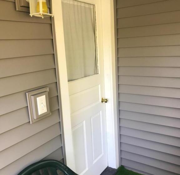 فندق Elmwood Motor Court