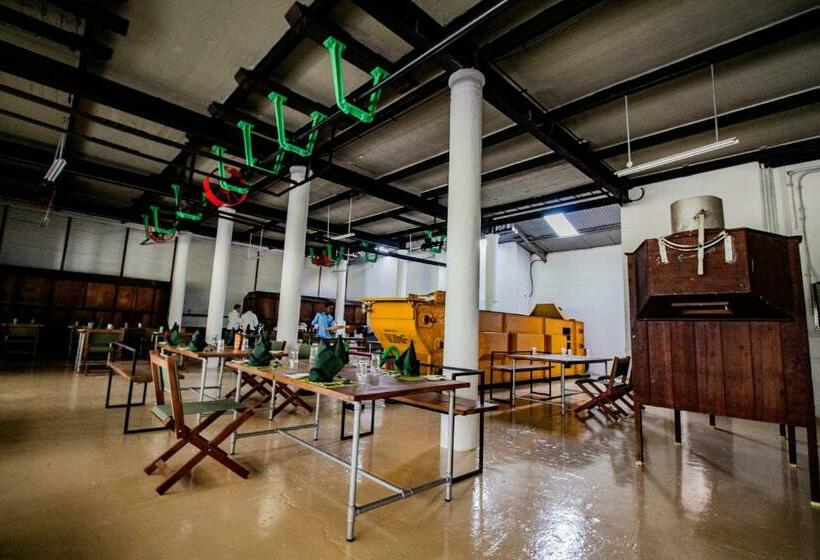 Lost & Found Hostels Mandaramnuwara