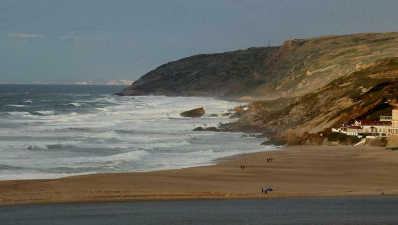 Pensão O Facho Guest House