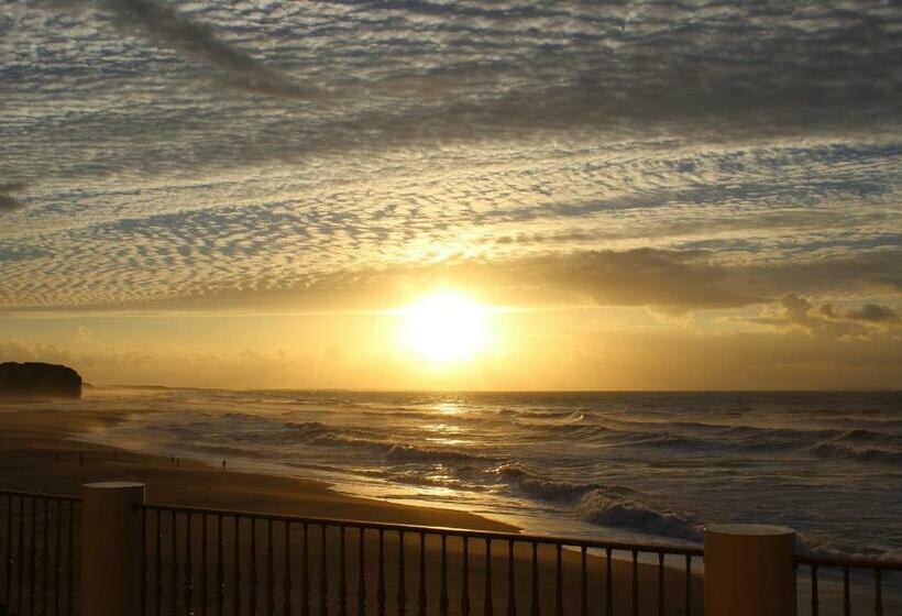 Pensão O Facho Guest House