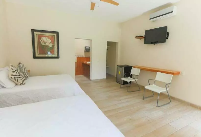 ホテル Habitaciones Lucero 4