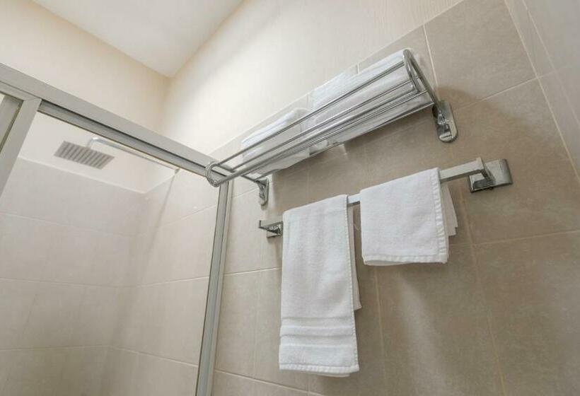 فندق Habitaciones Lucero 4