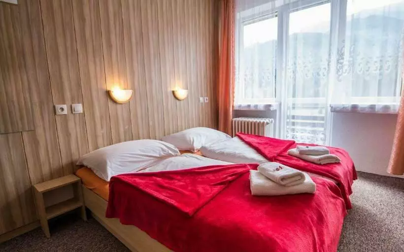 هتل Magura
