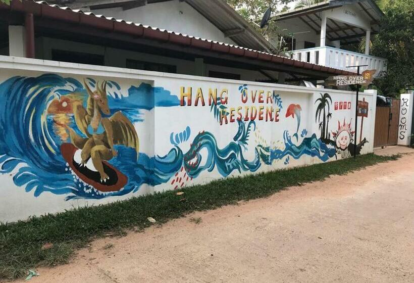 Пансион Hang Over Residence