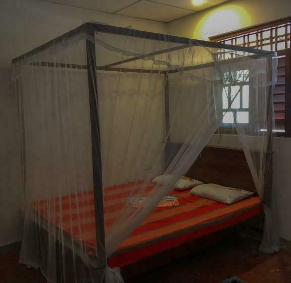 Пансион Hang Over Residence