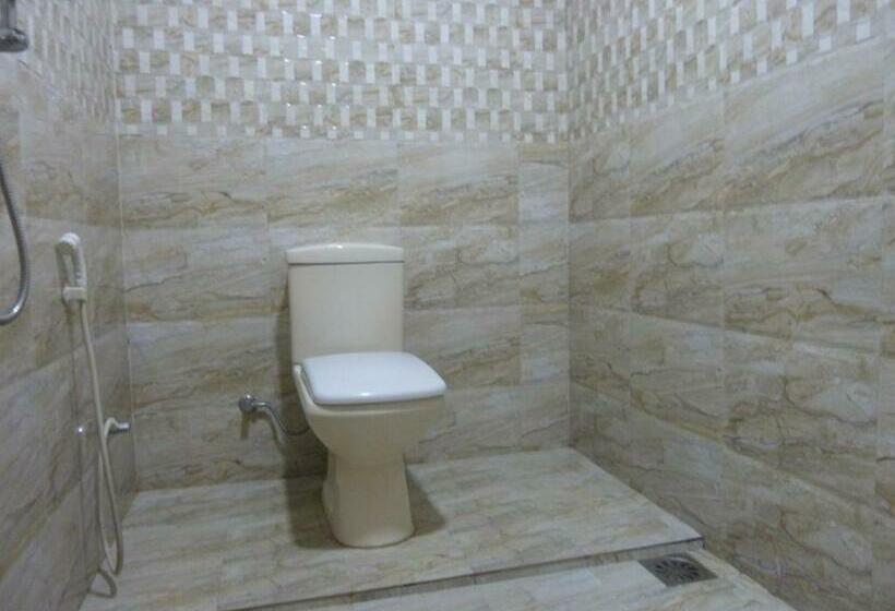 Пансион Hang Over Residence