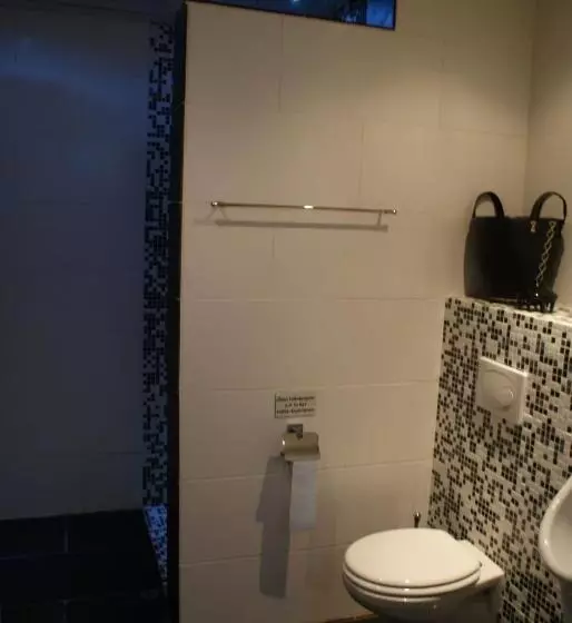 B&b Van Hunebed Naar Jullie Bed