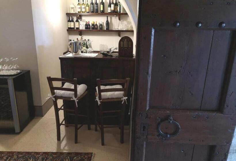 مبيت وإفطار Corte Castello