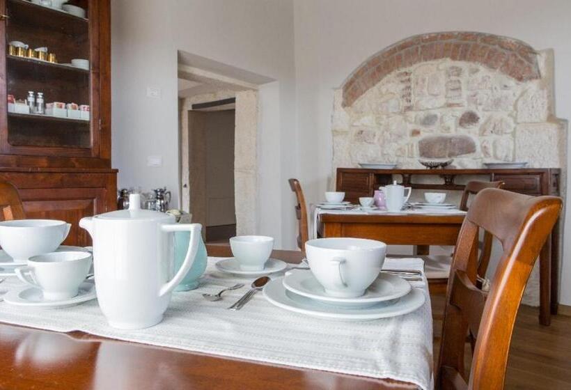 مبيت وإفطار Corte Castello