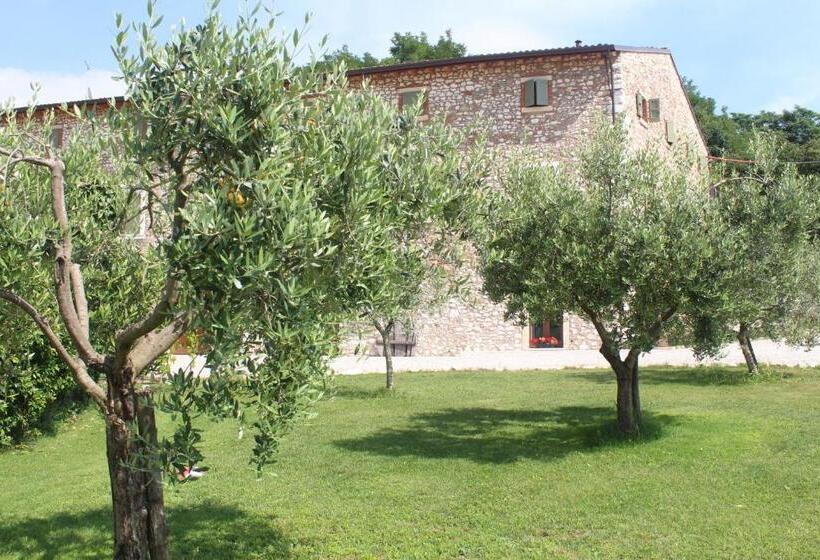 مبيت وإفطار Corte Castello