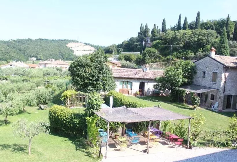 ベッドアンドブレックファースト Corte Castello