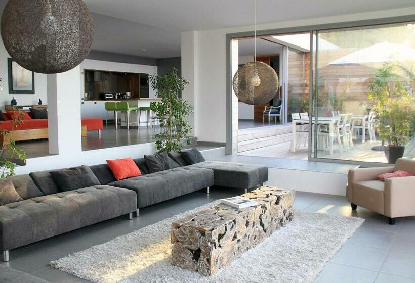 مبيت وإفطار Dililodge