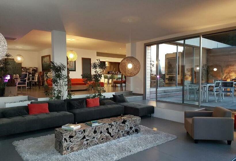 مبيت وإفطار Dililodge