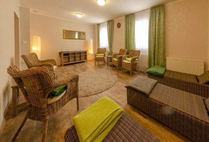 فندق Granit Smrekovica