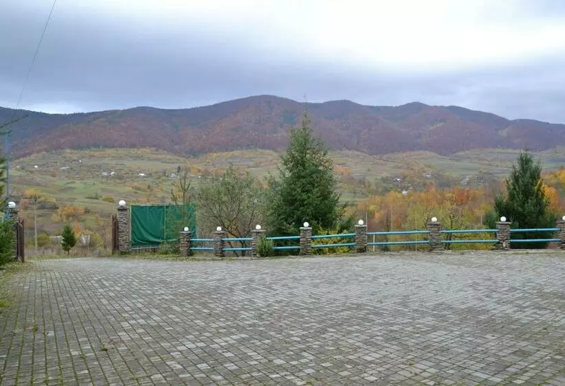 ホテル Perlyna Krasiyi