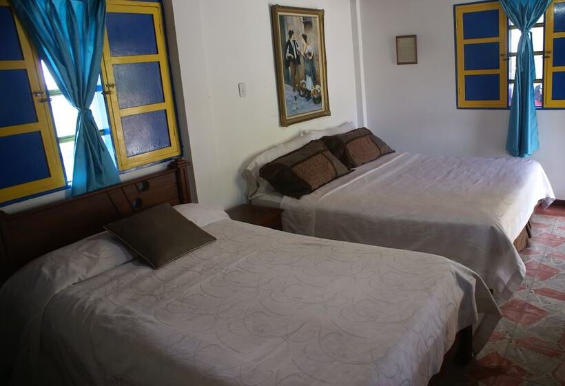 پانسیون Hostal Campestre El Santuario