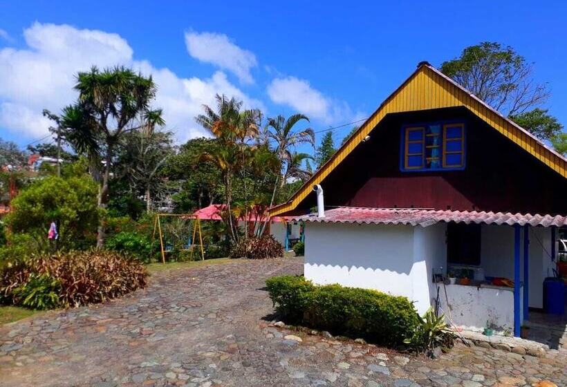 پانسیون Hostal Campestre El Santuario