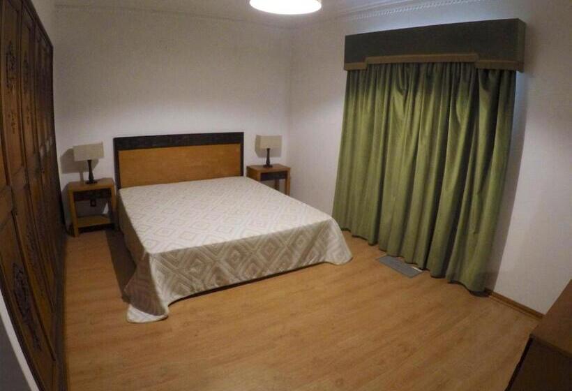 بنسيون Vila Ninita