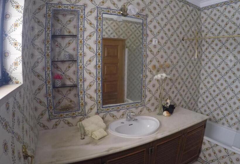 بنسيون Vila Ninita