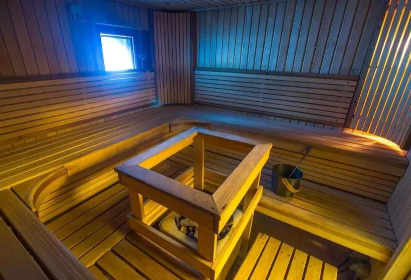 Harriniva Adventure Resort