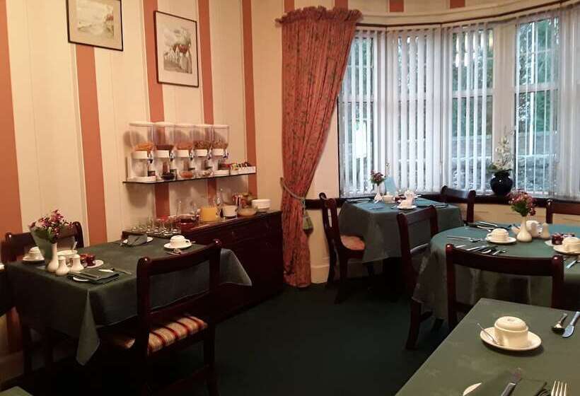 Хостел Acer Lodge Guest House