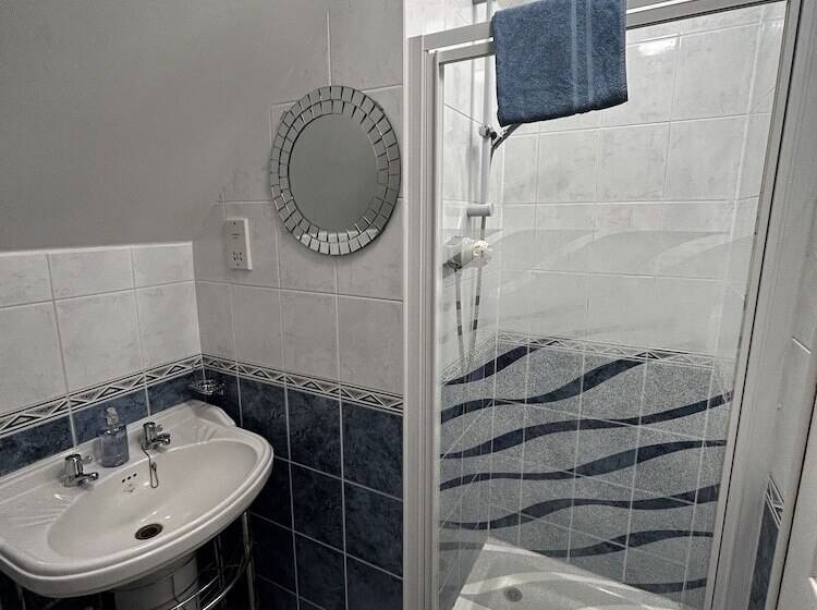 Хостел Acer Lodge Guest House