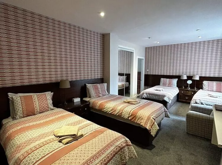 Хостел Acer Lodge Guest House