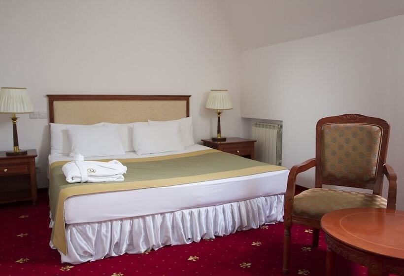 Отель Atyrau Dastan