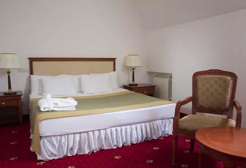 Отель Atyrau Dastan