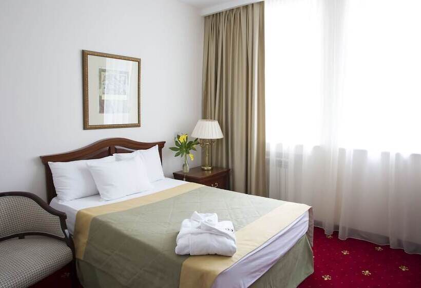 Отель Atyrau Dastan