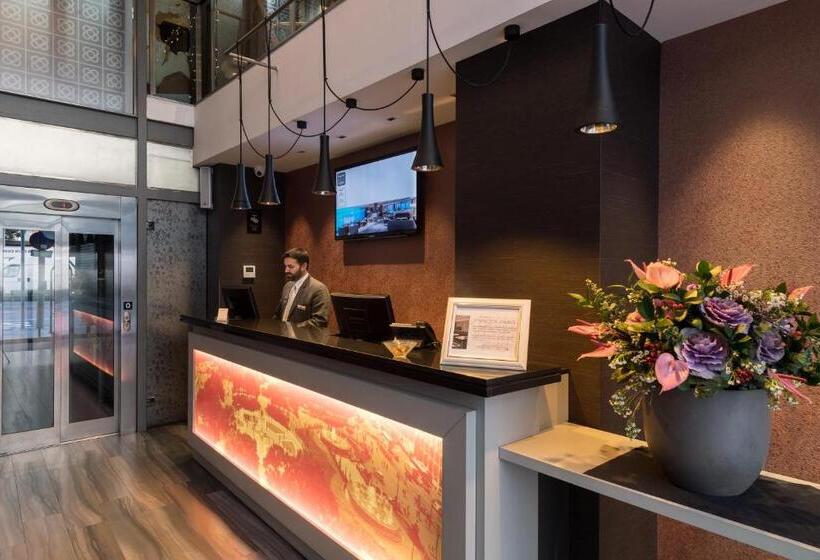 Отель Catalonia Square 4* Sup