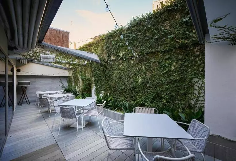 Отель Catalonia Square 4* Sup